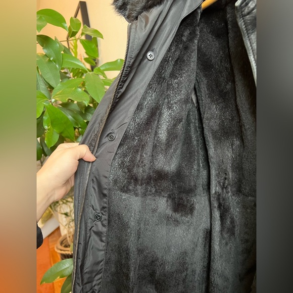 Black fur lined coat w leather - Made in Italy - Picture 6 of 8